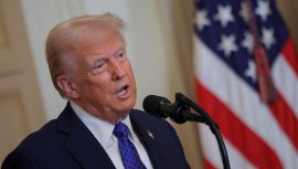 Donald Trump’ın federal yardımları durduran yönergesi iptal edildi