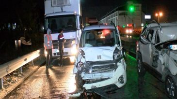 Arnavutköy’de Zincirleme Trafik Kazası