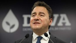 Babacan: İnsanların aklıyla alay etmeyin, doğruları söyleyin