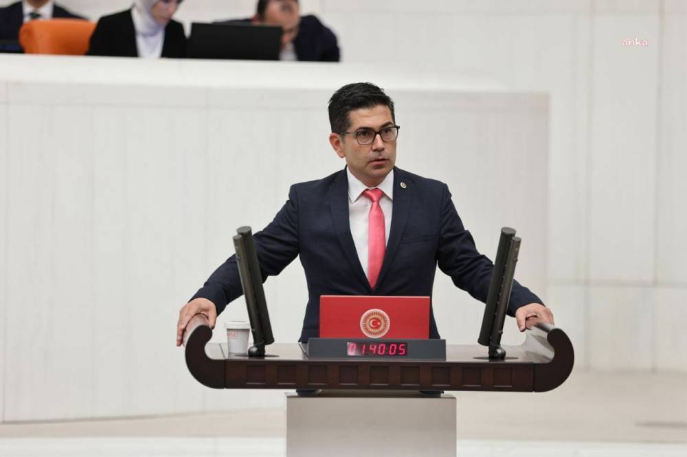 Bakan Tekin'e Tartışmalı Müdür Ataması