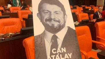 Can Atalay: İki cesur kadın milletvekili boyun eğmedi