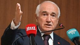 Cemil Çiçek: Demokrasinin Olmadığı Yerlerde Huzur ve Barış Yok