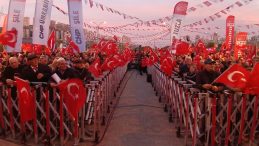 CHP’den “Millet İradesine Sahip Çıkıyor” Mitingi: On Binler Başakşehir’de