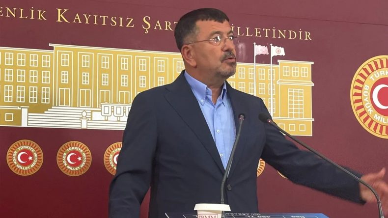 CHP’li Veli Ağbaba, “Türkiye’de Emeğin Durumu Raporunu” açıkladı