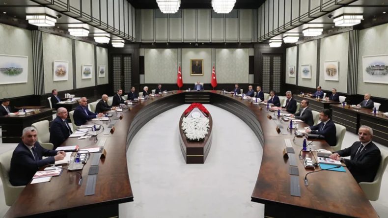 Cumhurbaşkanlığı Kabinesi Toplantısı: Deprem, Terör ve Gazze Tartışılacak