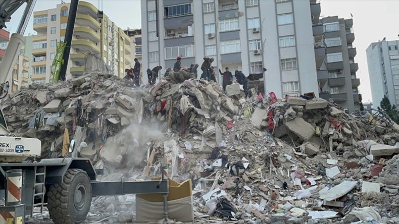 Deprem Sanığına Sahte Rapor İddiası: Oda Üyelerine Soruşturma