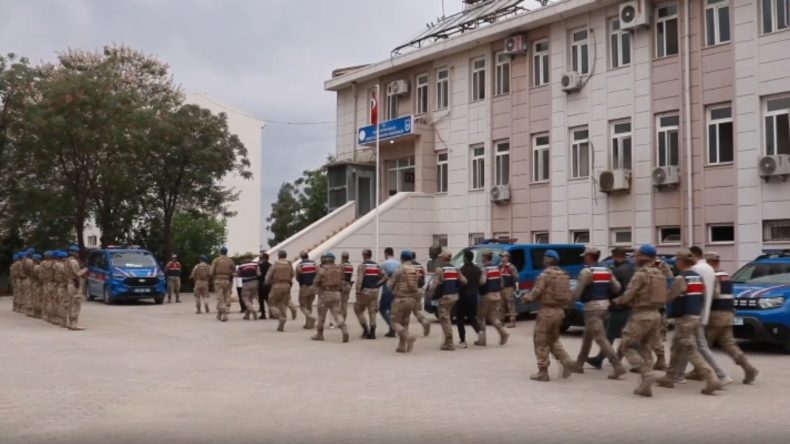 Engellileri ‘Joker’ Yapmışlar: Gözaltı Sayısı Artıyor