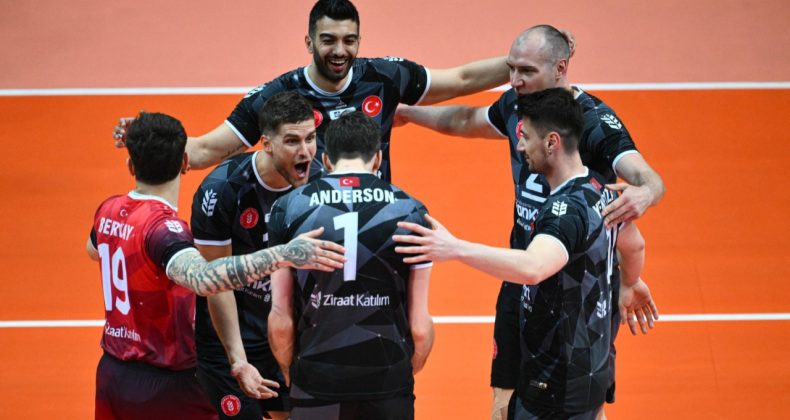 Erkekler Voleybolda Şampiyon Ziraat Bankkart