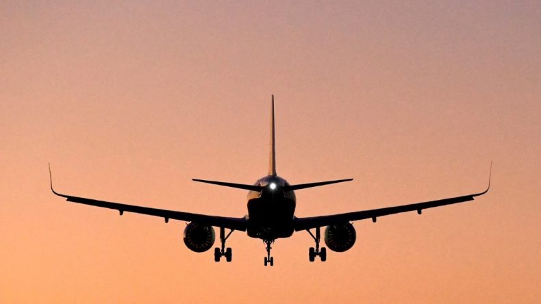 KKTC, Uçuşlara Kısıtlama Getirdi