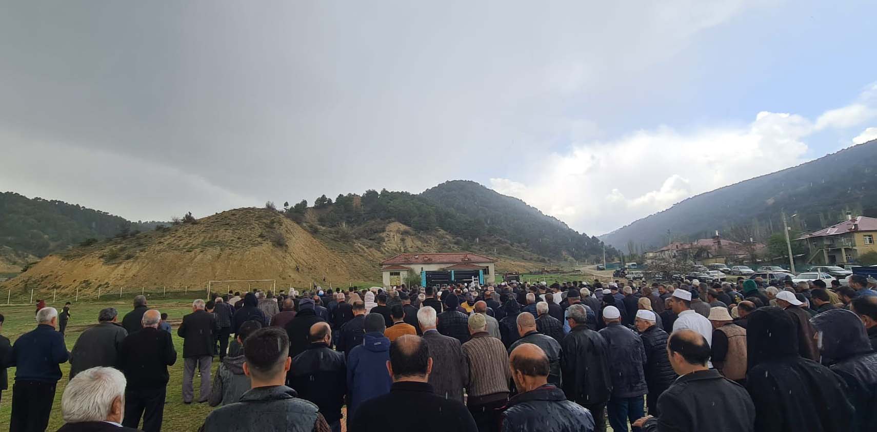 Yağmur Duası Sırasında Yağmur