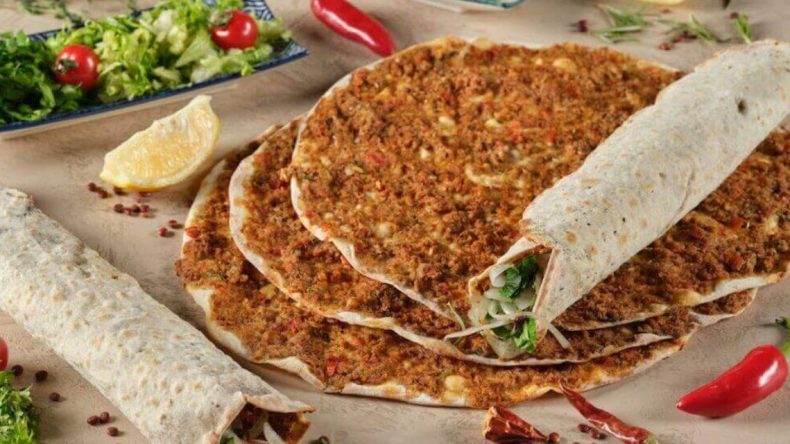 Lahmacun 2200 TL’den Satılmaya Başlandı: Belediye Başkanı Açıklama Yaptı