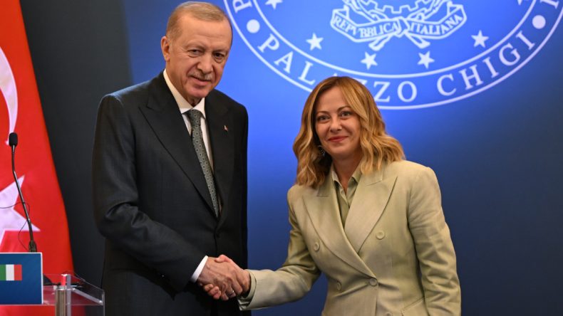 Meloni’den Erdoğan’a Sıfır Göçmen Teşekkürü