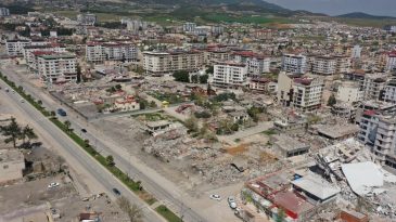 Müteahhit, Depremden Bir Gün Sonra Yurt Dışına Çıkmış