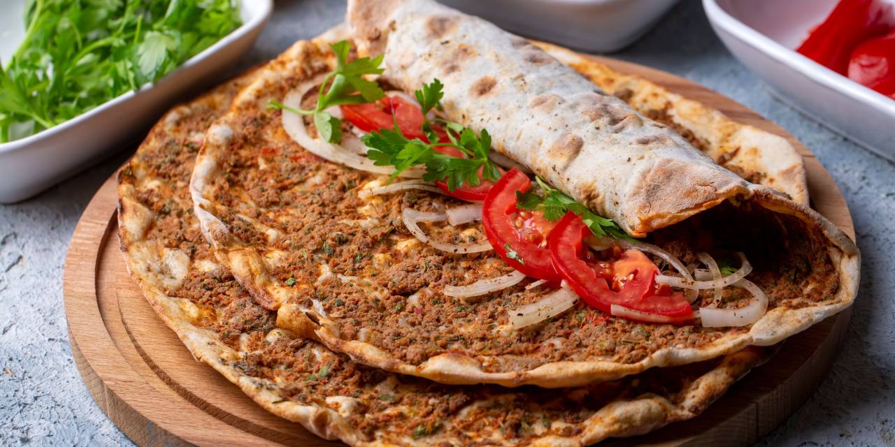 Lahmacun fiyatları ile ilgili açıklama yapan Başkan Mandalinci