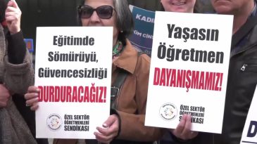 Öğretmenlerin Tatilde Çalıştırılmasına Karşı Protesto