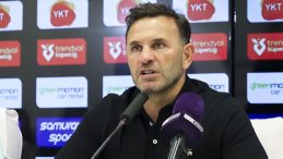 Okan Buruk Galatasaray’ın Transferlerini Duyurdu