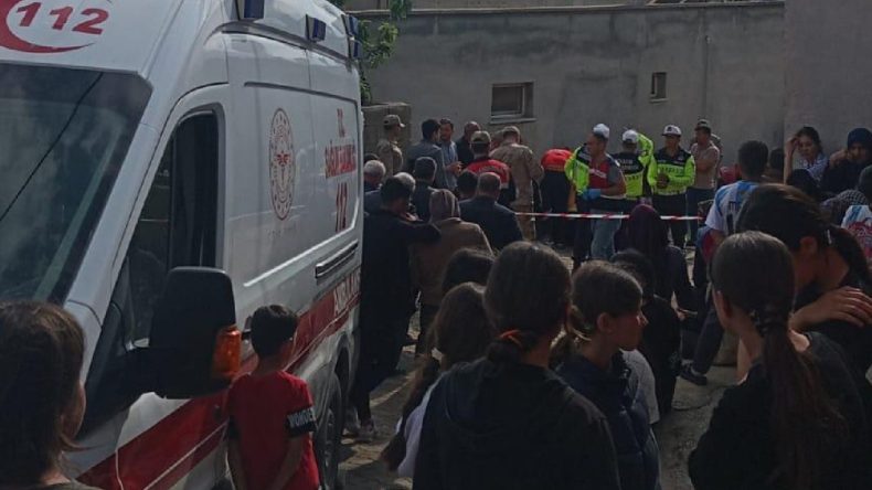 Otomobiliyle Geri Manevra Yapan Şahıs, Hamile Eşinin Ölümüne Neden Oldu