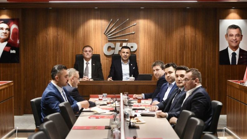 Özgür Çelik: Ülkemiz için çalışmalarımıza devam ediyoruz