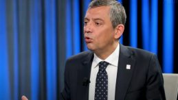 Özgür Özel’den jammer tartışmasına net yanıt: Cumhurbaşkanı neden kullanıyorsa…