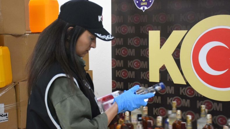 Sahte İçki Operasyonu: 272 Bin Şişe Ele Geçirildi