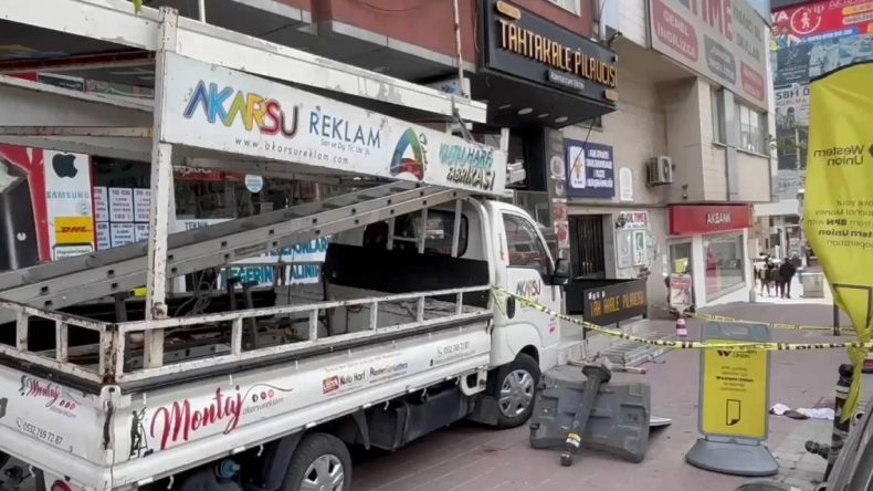 Tabela Asmak İçin Çıktığı Araçtan Düşerek Hayatını Kaybetti