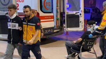 ‘Yan Baktın’ Tartışmasında İki Çocuk Tabanca Kabzasıyla Darbedildi