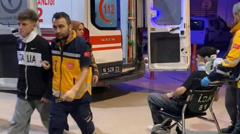 ‘Yan Baktın’ Tartışmasında İki Çocuk Tabanca Kabzasıyla Darbedildi