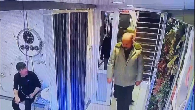 Otel giriş çıkışları ile ilgili görüntü