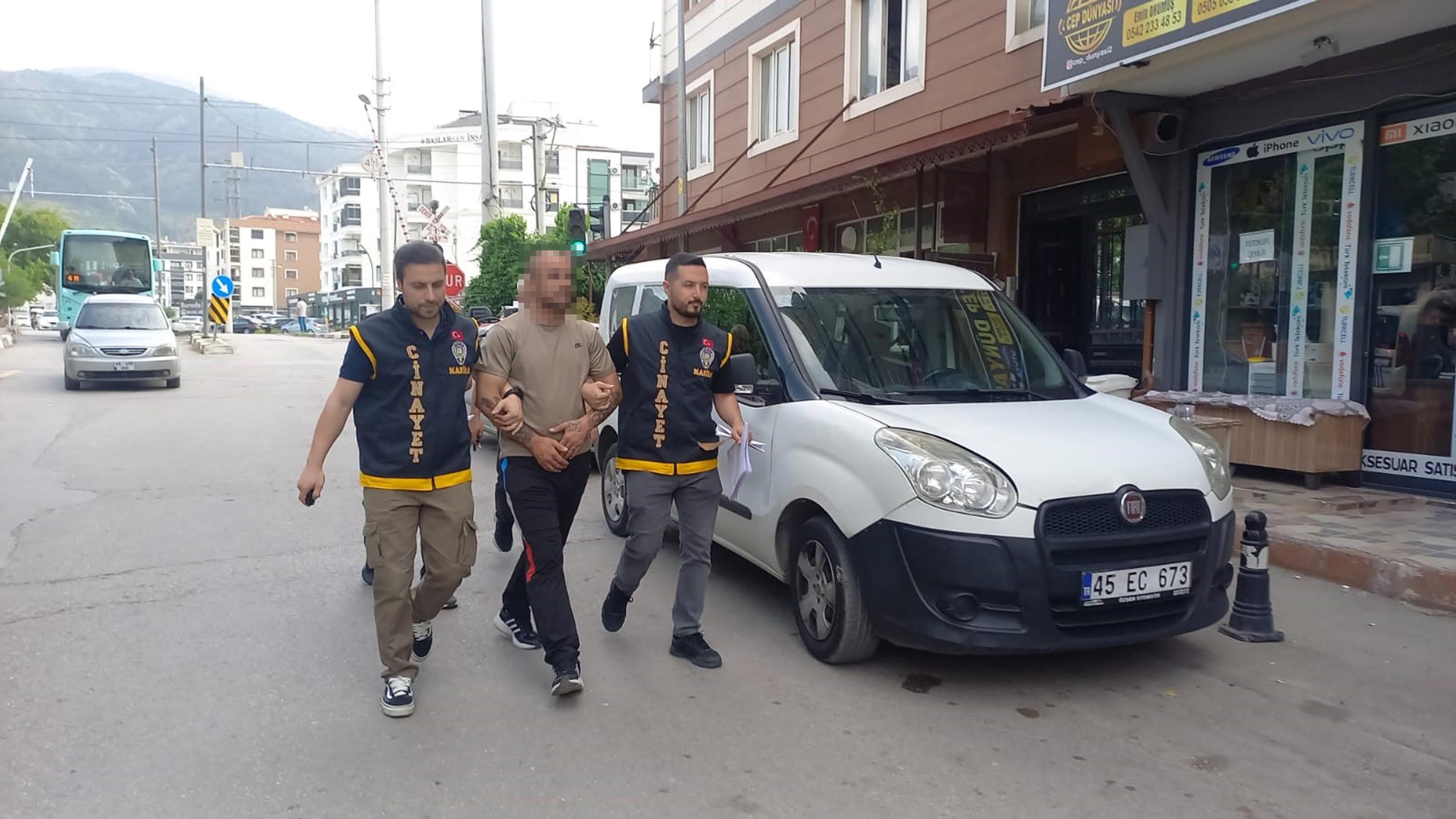 Özkan A.'nın evine yapılan baskın