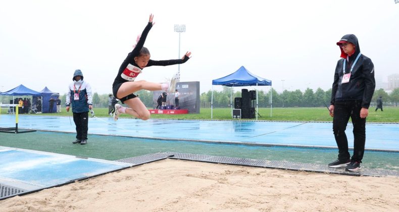 19 Mayıs Coşkusu Atletizm Pistine Taşındı