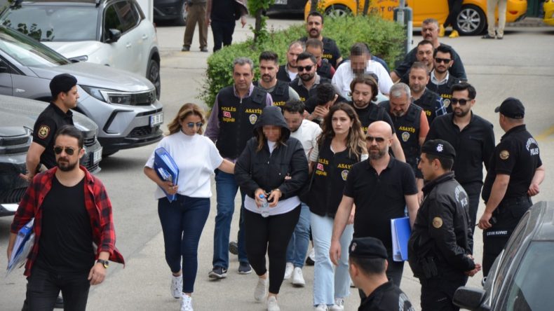 3 İlde Fuhuş Operasyonu: 7 Gözaltı