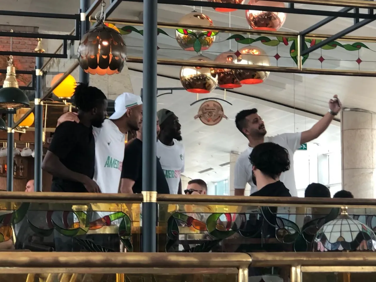 Amedspor futbolcuları iletişim