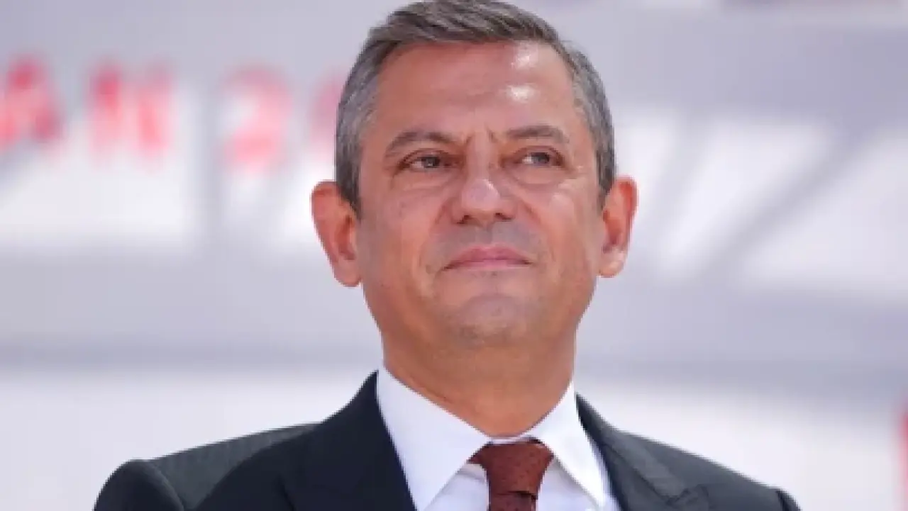Özgür Özel cenaze töreninde