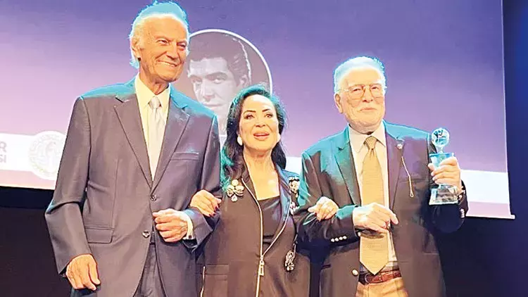 Ödül Töreni