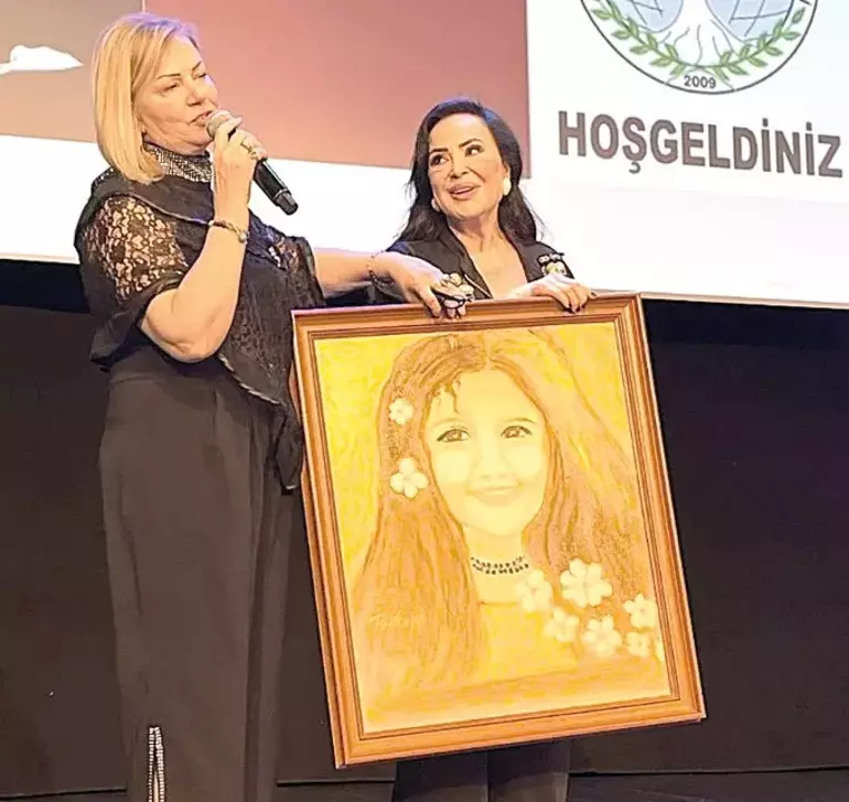 Türkan Şoray Bağış Töreni