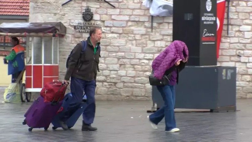 Taksim Yağmur Manzarası