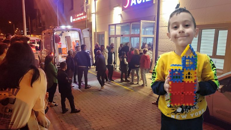 8 Yaşındaki Eymen Trafik Kazasında Hayatını Kaybetti