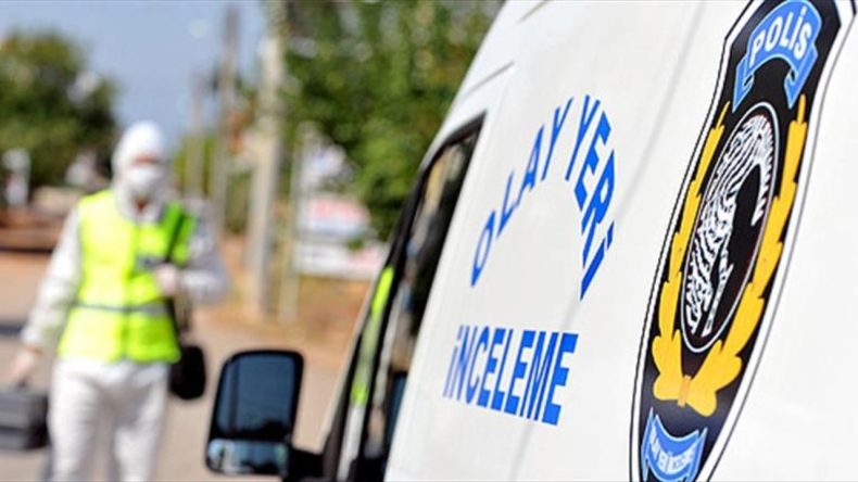 83 Yaşındaki Babasını Bıçakla Öldürdü