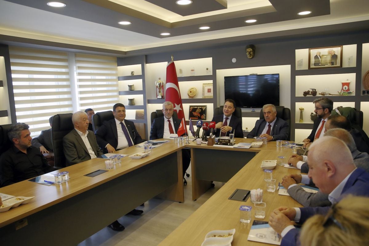 DEVA Partisi Genel Başkanı Babacan Çorum'da