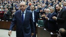 AK Parti TBMM Grubu’nda Mevcut Yönetim Yeniden Seçildi