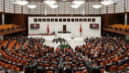 AK Parti’nin Yeni İnfaz Düzenlemesi: Görüşmeler Bayram Sonrasına Kalabilir
