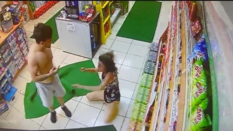 Akaryakıt İstasyonunda Kadına Şiddet Yaşandı