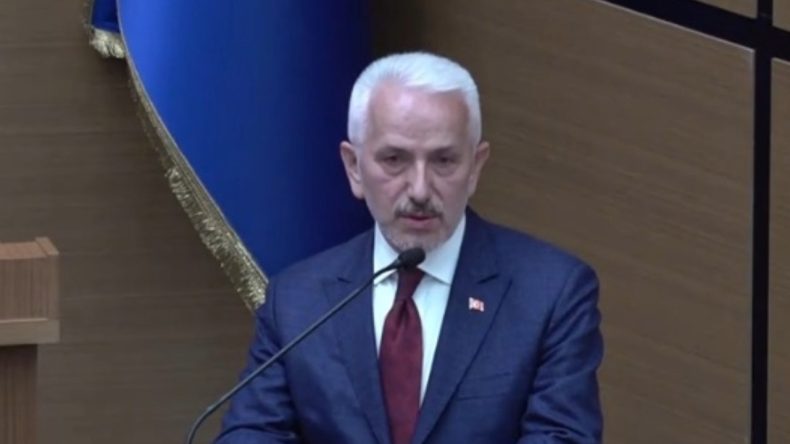 AKP’li Meclis Üyesi, “Muhalefete Yönelik Ağır Baskılar” Nedeniyle Partisinden İstifa Etti
