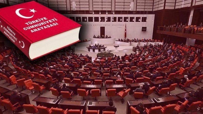 AKP’nin Anayasa komisyonu ilk toplantısını Saray’da gerçekleştirecek! Özbudun bu kez yer almıyor