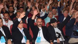 Altay’da Eller Hala Kalkmadı