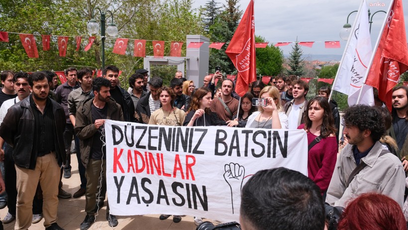 Aile Sempozyumu Protestosu
