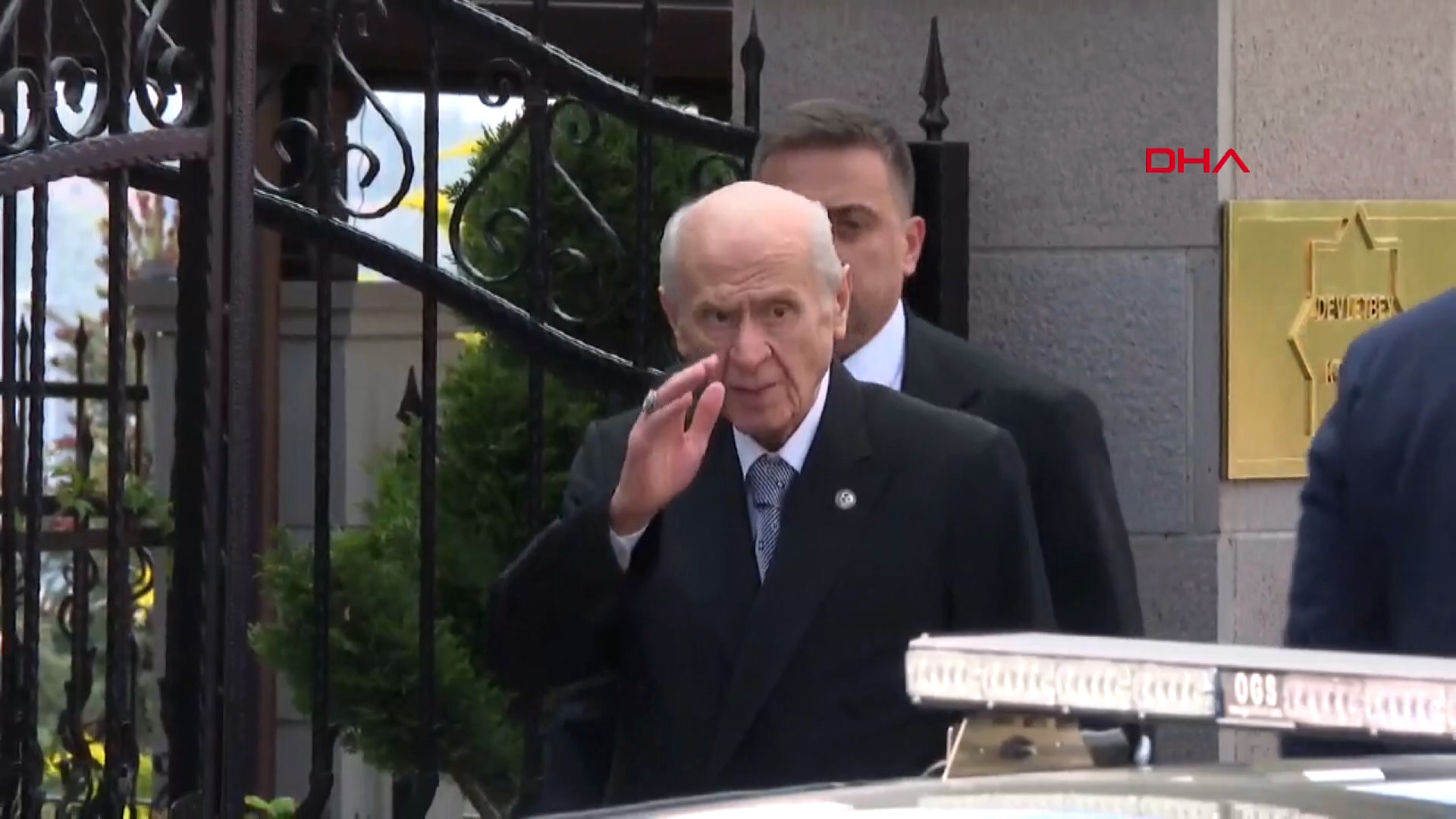 Bahçeli'nin konut girişi