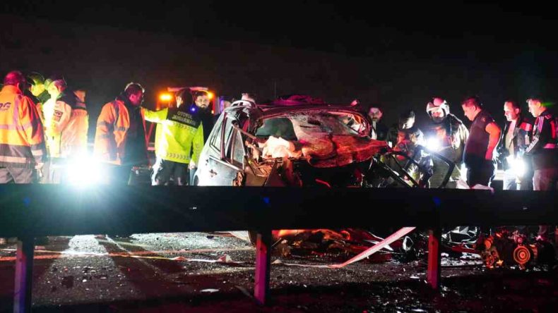 Ankara-Niğde Otoyolu’nda Trafik Kazası: 4 Ölü, 1 Yaralı