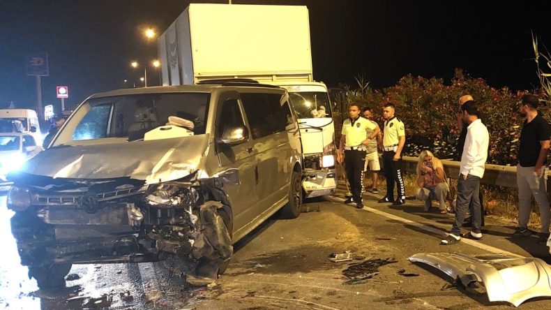 Antalya’da Zincirleme Kaza: Yaralılar Var
