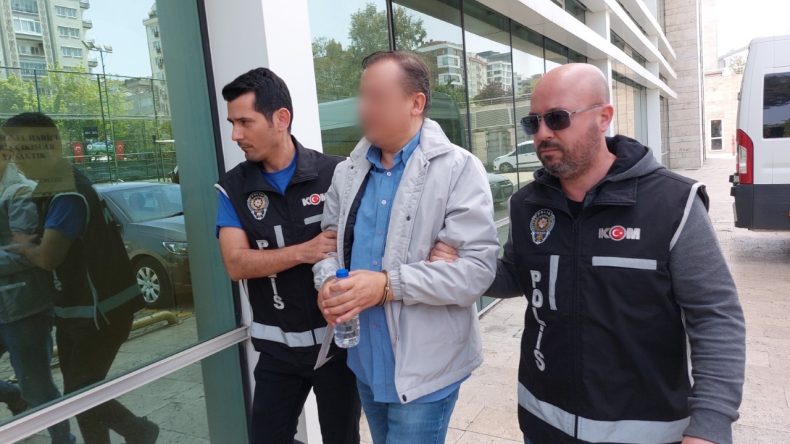 Aracında Cephanelik Bulundu